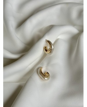 Gold Earrings – Modern...