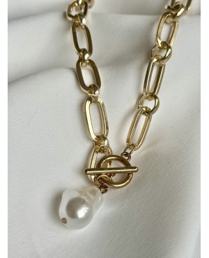 Baroque Pearl Necklace