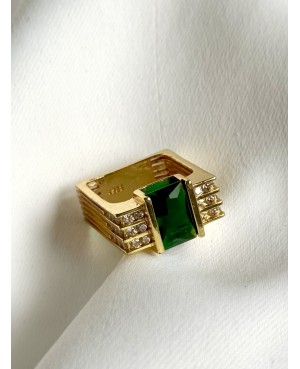 Rectangular gold ring with...